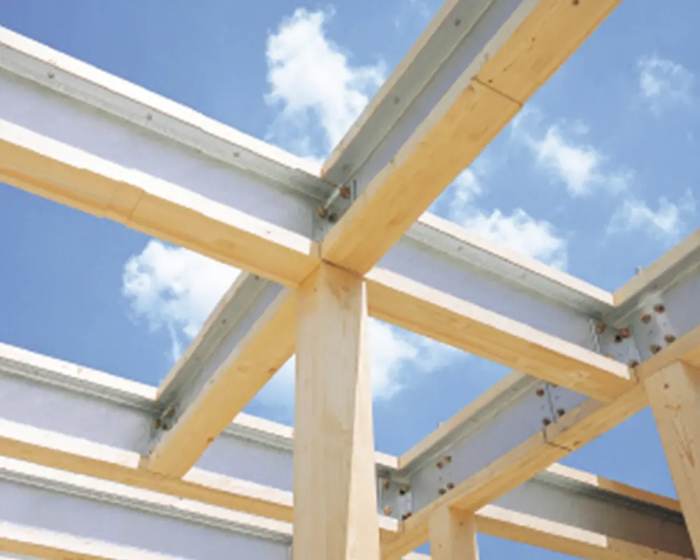 木の温もりに鉄の強さをプラス